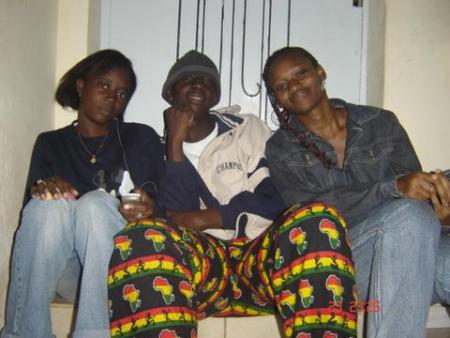 NDEYE FIFI N DA PAPA'S PAPAS